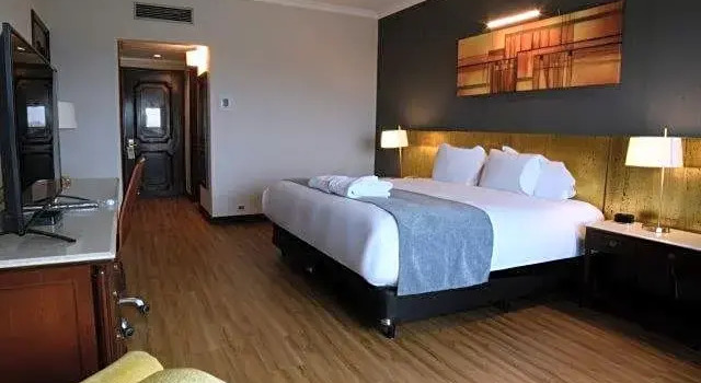 Номер Standard с видом на залив Radisson Montevideo Victoria Plaza Hotel