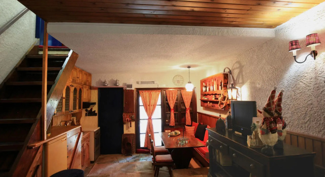 Dandy On The Hill  Agoriani | Chalet Erato |  Up to 4 people, Book Chalet Delphi Central Greece