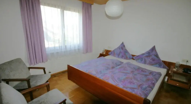 Cosy Apartment with Terrace, Garden, BBQ, Deckchair, Heating