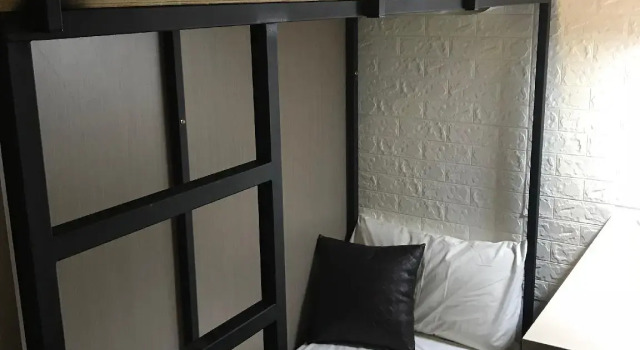 Bett im Wohnheim NEOSOHO Cabin