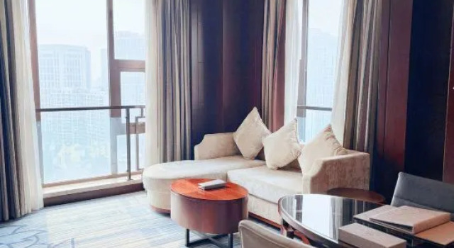 Люкс Superior Bairun Zhenjiang International Hotel