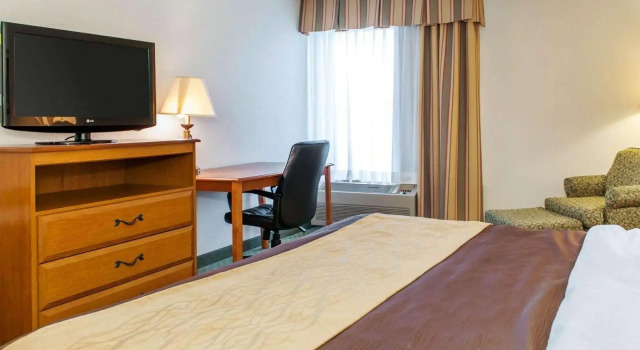 Двухместный номер Standard Quality Inn & Suites Near Amish Country