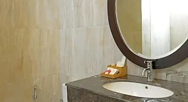 Luksusowy dwuosobowy pokój The Sahira Hotel Syariah