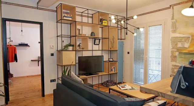 Kostas' Downtown Industrial Loft, Rezervovat Hotel Soluň Macedonia