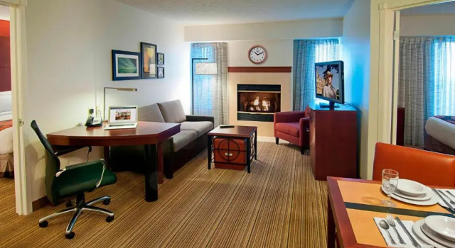 Люкс Residence Inn by Marriott Sioux Falls
