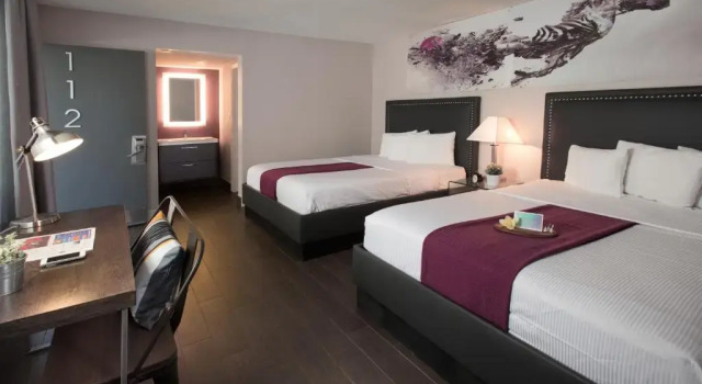 Четырёхместный номер Standard Hotel Iris - San Diego