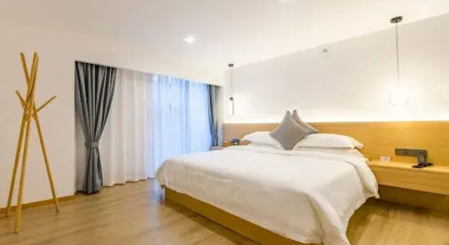Люкс Дуплекс Liuzhou QieShe Songting Hotel