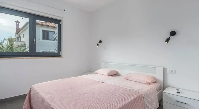 Villa in Novigrad with Private Pool and Beach, Забронировать Вилла Отели Новиград 3 звезды, 3*
