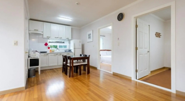 Jeju Palm Hills Pension, Забронировать Отель Jocheon Чеджу