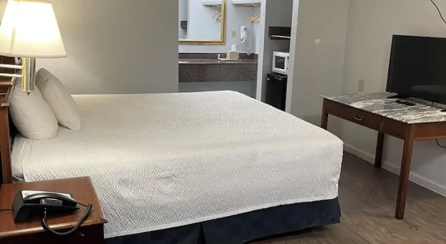 Двухместный номер Standard FairBridge Inn & Suites