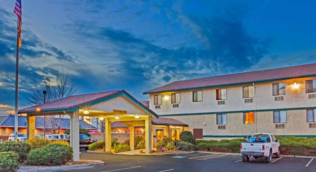 Двухместный люкс c 1 комнатой Super 8 by Wyndham Union Gap Yakima Area