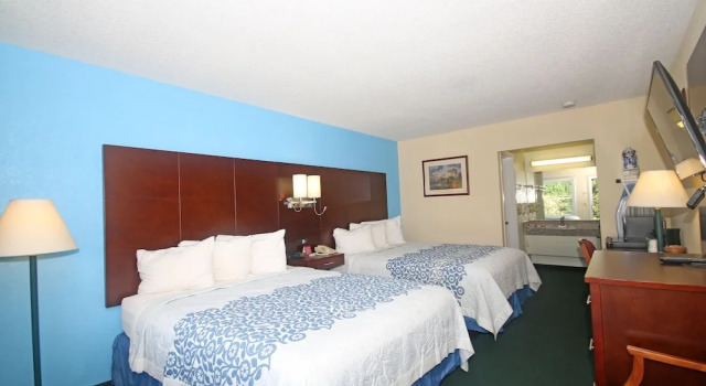 Четырёхместный номер Standard Hamilton Inn Jonesville I-77