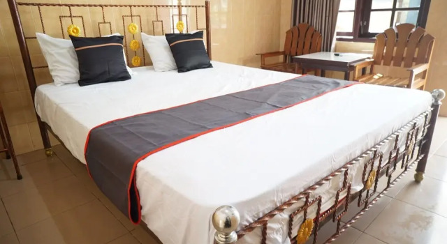 Camera Deluxe Collection O 92868 Nusantara Hotel
