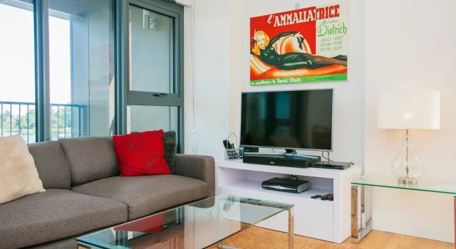 Finsbury Park 2 Bedroom Flat On The Canal, Book Hotel Tottenham Merseyside