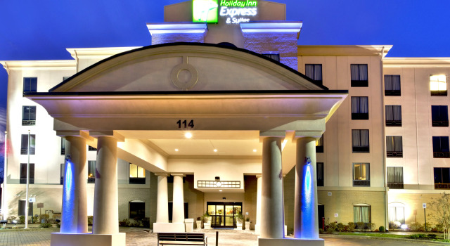 Holiday Inn Express & Suites Oak Ridge, an IHG Hotel, Prenota Hotel Oak Ridge Tennessee