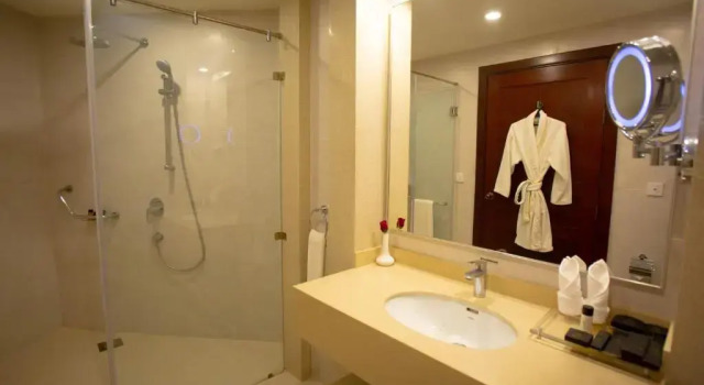 Двухместный номер Deluxe Nine Tree Luxury Hotel & Suites