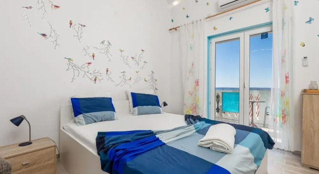 Stunning Home in Stinica With Wifi and 0 Bedrooms, Rezerwuj Hotel  