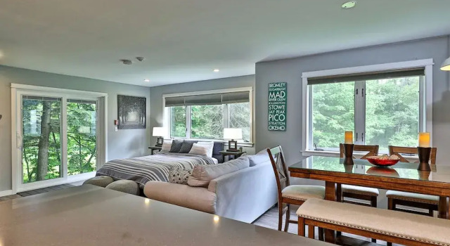 Kcis 332 - ☆ Hot ☆ Suite! New, Fireplace, Pool, 2rm, 2ba