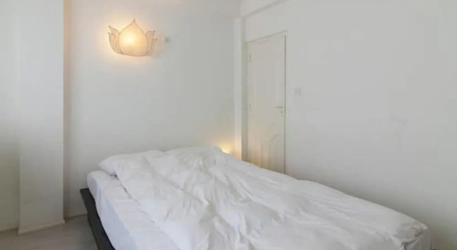 Апартаменты Four Red Doors Apartments