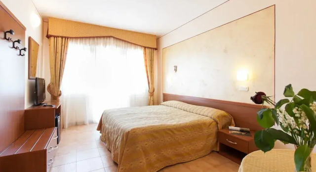 Семейный номер Standard с 2 комнатами с балконом Hotel Fabbrini