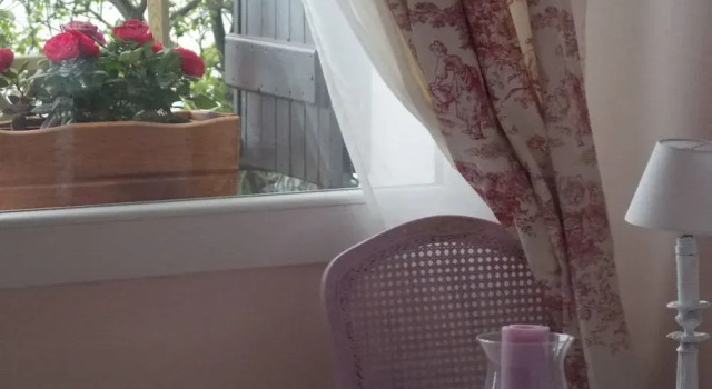 B&B Le Camelie del Bosco, Buchen Sie Bed & Breakfast Bajardo Imperia