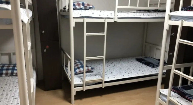 Кровать в общем номере (женский номер) Amuse Guest House - Hostel