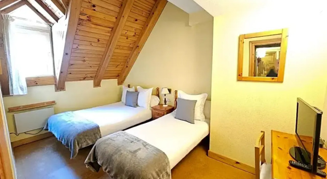 Трёхместный номер Standard Hotel Anglada
