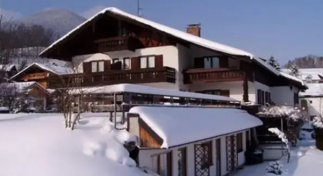 Четырёхместный номер Standard Pension Berghof