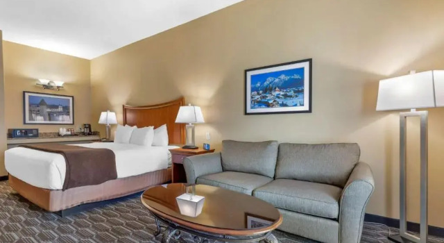 Номер Standard Best Western Plus Swiss Chalet Hotel & Suites