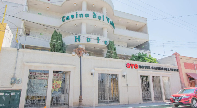 Hotel Casino del Valle, Забронировать Отель Матеуала Сан Луис Потоси
