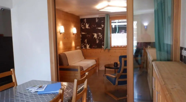 Appart Pointe de Nyon Morzine Centre 4 à 6 pers calme jardin vue parking, Забронировать Апартаменты/квартира Апартаменты Морзин, рядом с Горнолыжный подъемник Мас Вержю, Апартаменты/квартира