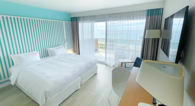 Семейный номер Standard с балконом и с видом на море Radisson Blu Resort & Spa, Ajaccio Bay