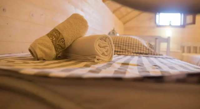 Kuća pod Lipovcem, Book Hotel Hoteller i Smiljan med parkering, Parkering