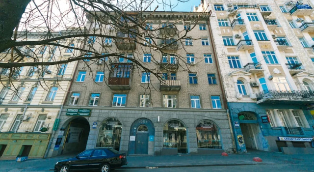 Rent Kiev Lva Tolshtoho Square, Rezervovat Apartmán Kyjev Kijev