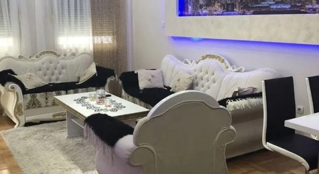 Luxury Apartment, Buchen Sie Ferienwohnung Apartments in Niksic, Ferienwohnung