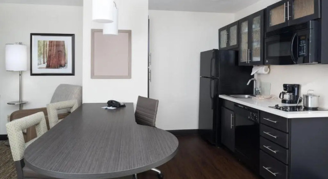 Люкс Candlewood Suites Olympia - Lacey by IHG
