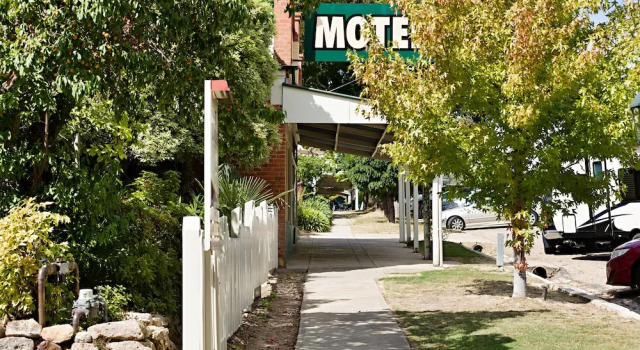 Beechworth Carriage Motor Inn, Buchen Sie Hotel Beechworth Victorian High Country