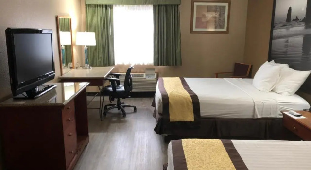 Номер Standard Super 8 by Wyndham Baker City