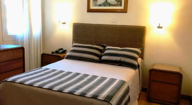 Одноместный номер Standard Hotel Crillon Mendoza