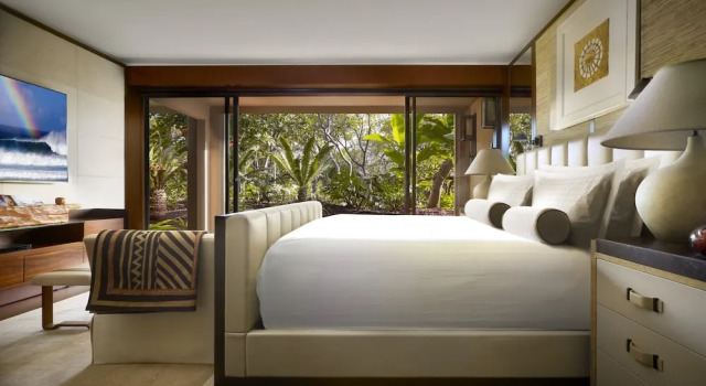 Двухместный люкс Four Seasons с видом на сад Four Seasons Resort Lanai