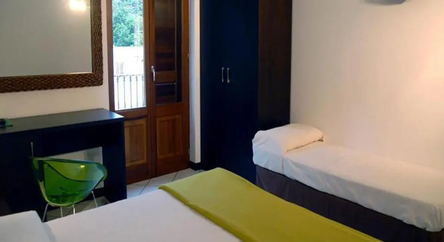 Трёхместный номер Standard La Zagara Hotel