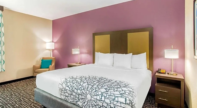 Люкс La Quinta by Wyndham Hillsboro