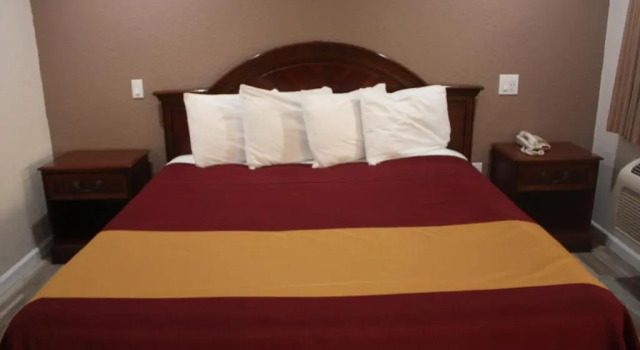 Номер Standard Value Inn & Suites