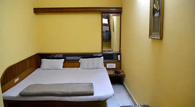 Номер Standard Hotel Yes Please A Budget Friendly Guest House