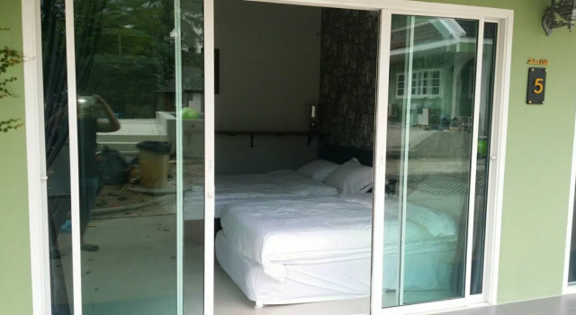 Solar ville house chiangmai, Забронировать Отель Отели Чиангмай с бассейном, рядом с Nong Hoy Market, Бассейн