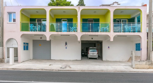 Apartments Road Star, Varaa Huoneisto Dugi Rat Split Region