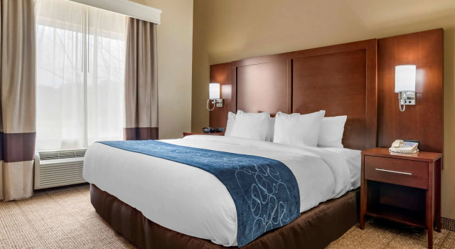 Двухместный люкс Comfort Suites Niceville Near Elgin Air Force Base
