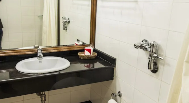 Номер Standard Shikara Beach Resort