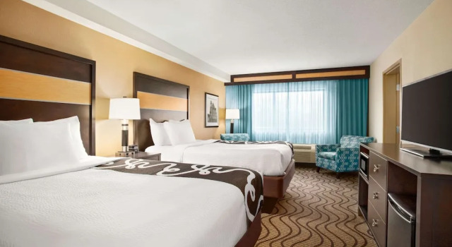 Полулюкс c 1 комнатой La Quinta Inn & Suites by Wyndham Richmond-Midlothian