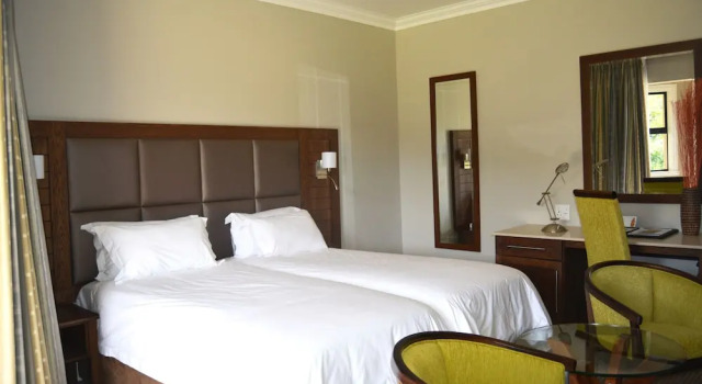 Mpongo Private Game Reserve River Lodge, 预订 酒店 东伦敦 东开普省